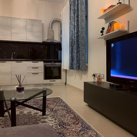 Jessica'S Apartment 티라나 외부 사진